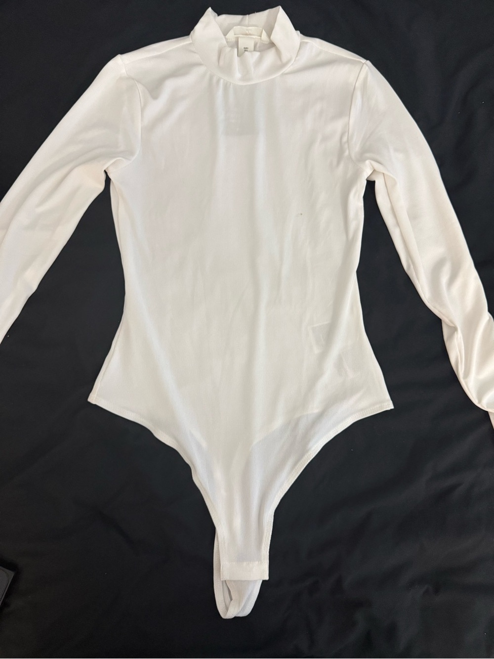 H&M White Long-Sleeve Mock Neck Bodysuit